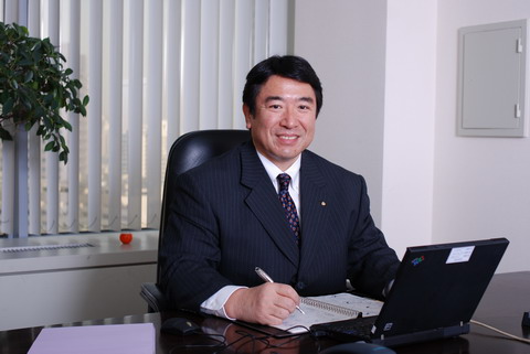 東電化（TDK）中國區(qū)營業(yè)統(tǒng)括部統(tǒng)括部長、董事長南研造