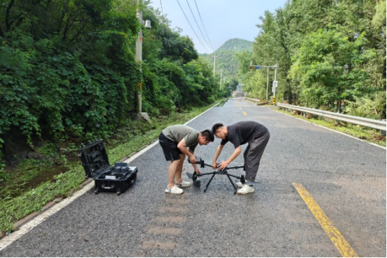 華測(cè)導(dǎo)航馳援京冀多地抗洪搶險(xiǎn)，無(wú)人船、無(wú)人機(jī)高效作業(yè)