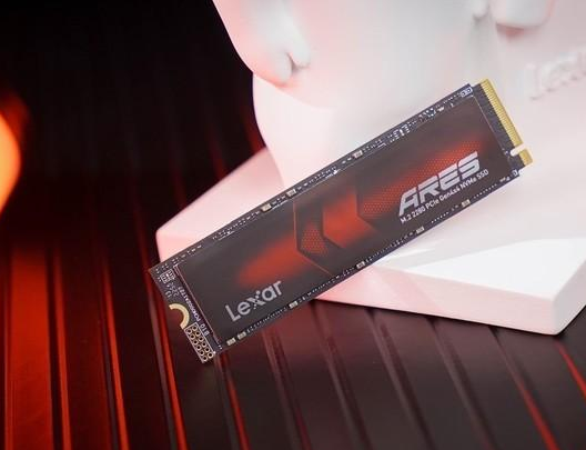 戰(zhàn)神新品裝機(jī)優(yōu)選，Lexar雷克沙ARES PCIe4.0固態(tài)硬盤！