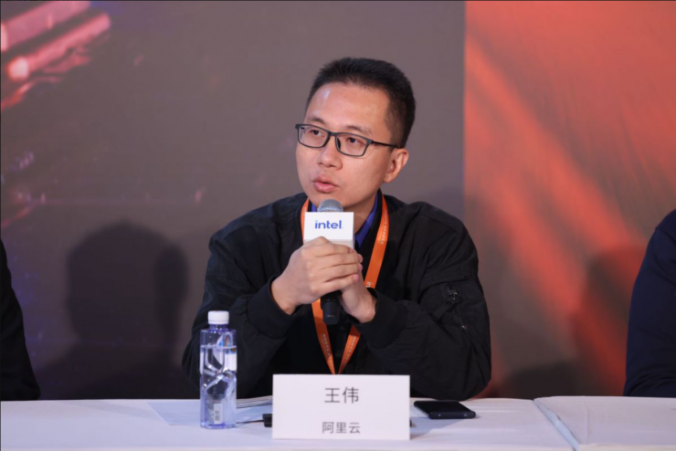 英特爾推出兩款全新處理器，AI PC元年大幕即將開啟！