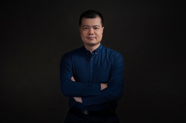 國際人類蛋白質(zhì)組計劃執(zhí)行委員會常務(wù)委員、承啟生物首席科學(xué)家、暨南大學(xué)教授張弓