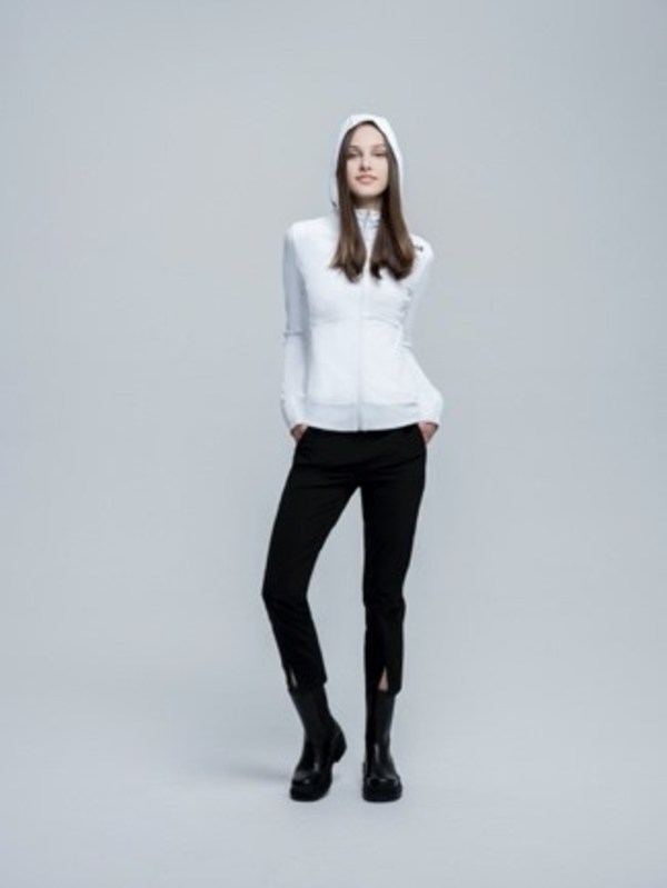 HELLY HANSEN 推出S+A系列，打造夏日防護(hù)功能性單品