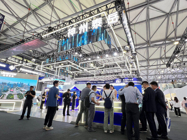 AI FOR FUTURE，神州泰岳攜AI技術(shù)與通信產(chǎn)品深度融合成果亮相2024 MWC上海