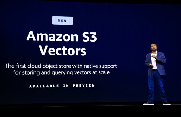 亞馬遜云科技推出Amazon S3 Vectors：首個支持規(guī)?；蛄刻幚淼脑拼鎯Ψ?wù)
